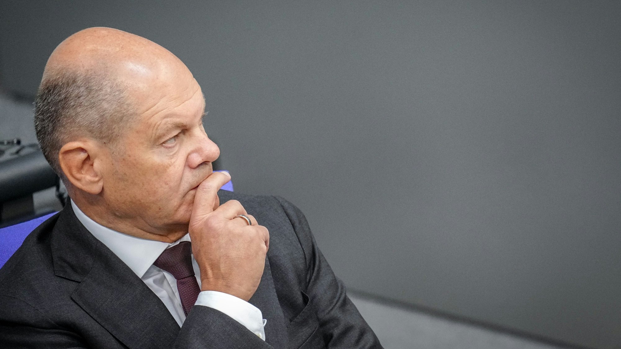 Berlin: Bundeskanzler Olaf Scholz (SPD)