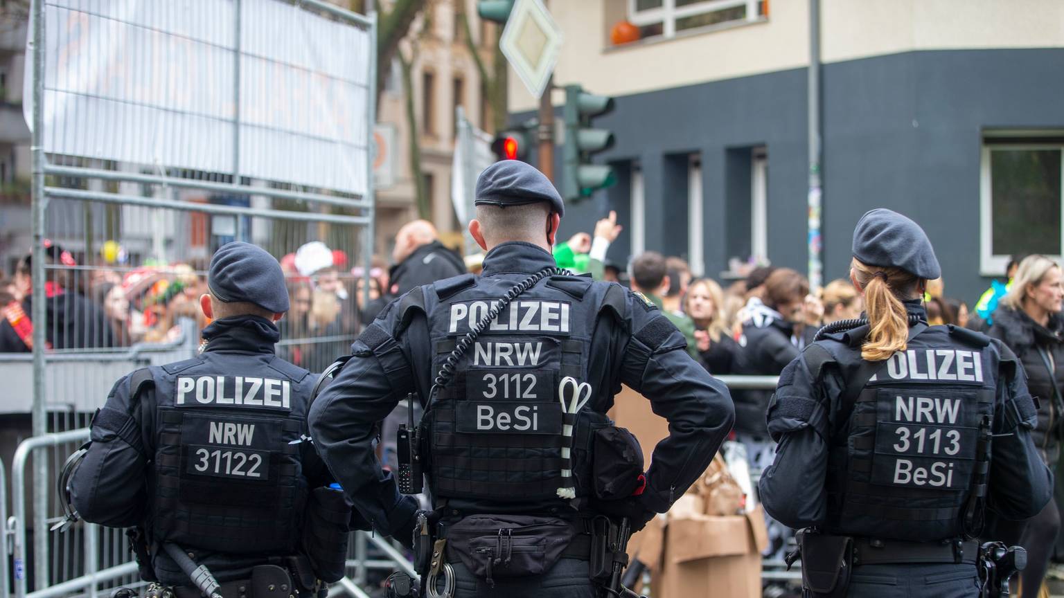Karnevalsauftakt auf der Zülpicher Straße