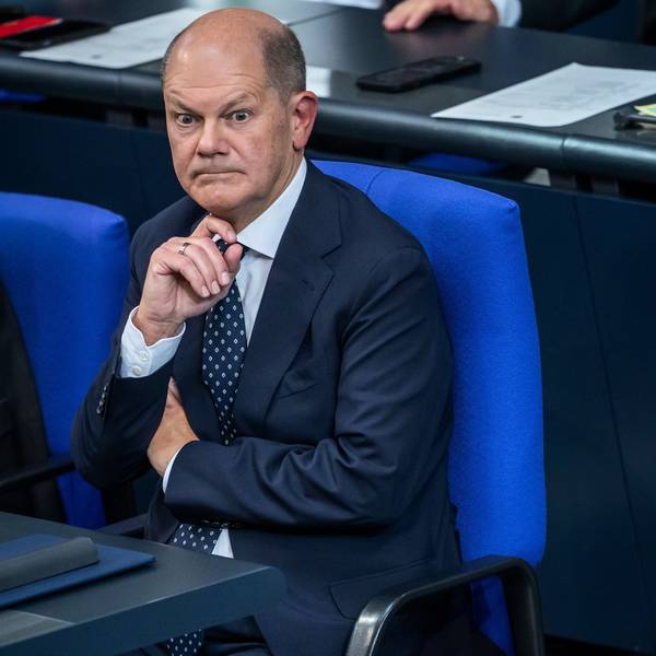 Nach großem anfänglichen Furor nähert sich CDU-Chef Friedrich Merz mit seinen Forderungen immer mehr dem Wunschtermin von Kanzler Olaf Scholz für Neuwahlen an – und muss sich Kritik gefallen lassen. (Archivbild)