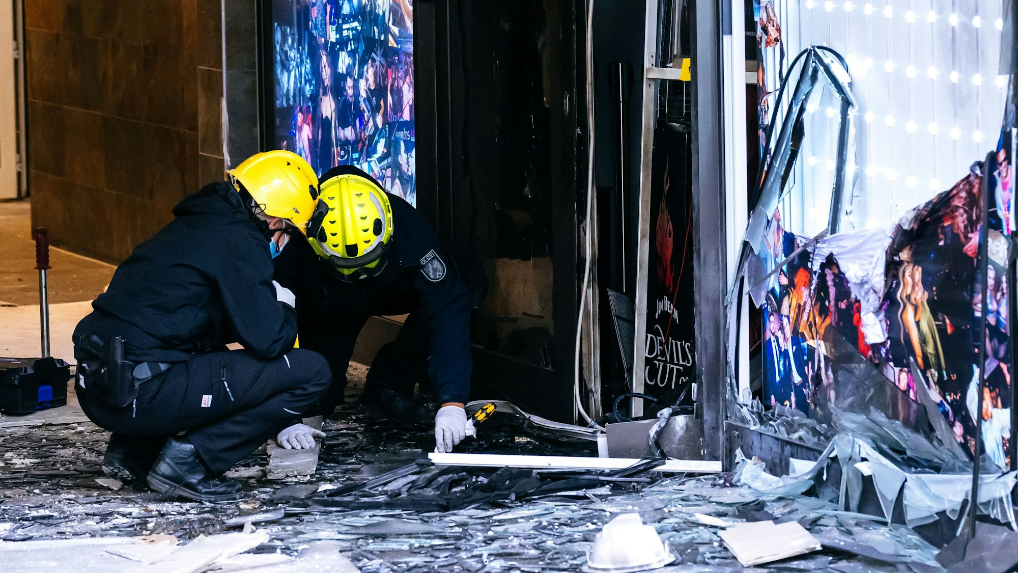 Explosion vor der Ring-Disko.