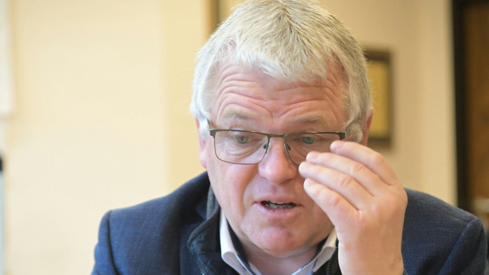 Das Foto zeigt den Kürtener Bürgermeister Willi Heider.