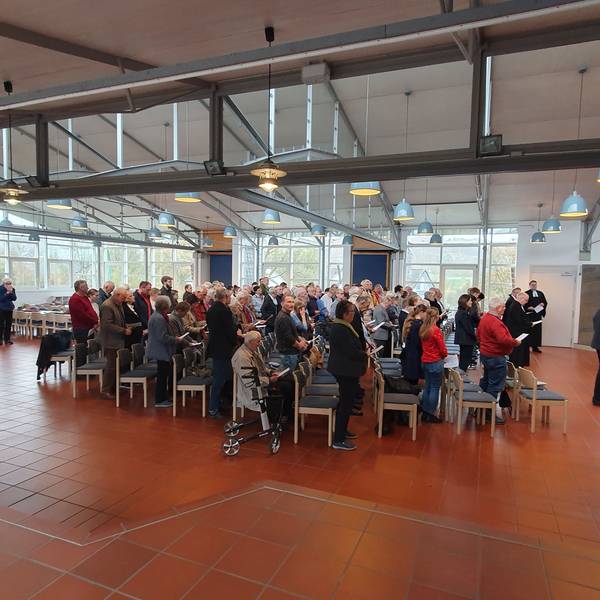 Ein Gottesdienst mit Posaunenchor.