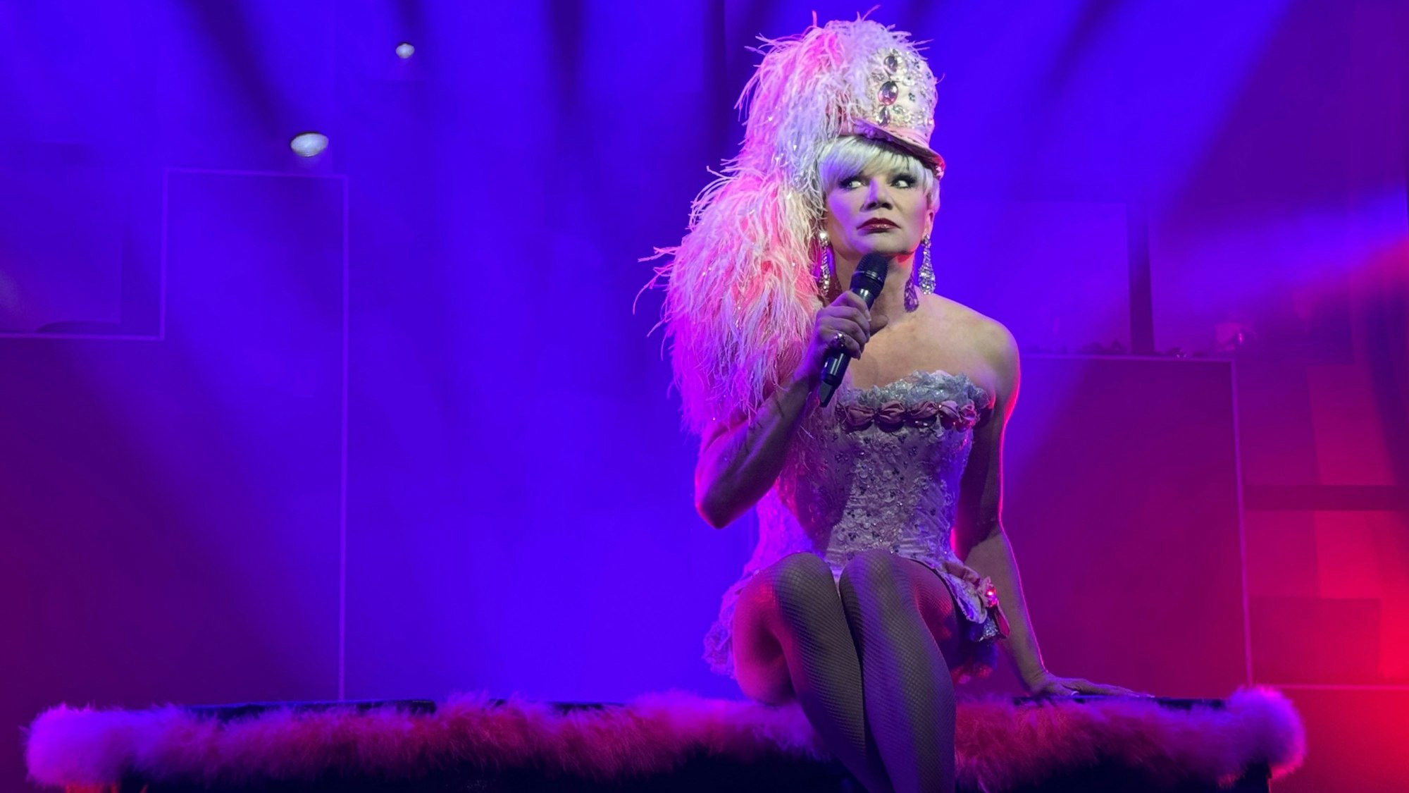 Chris Kolonko auf der Bühne im GOP Bonn .