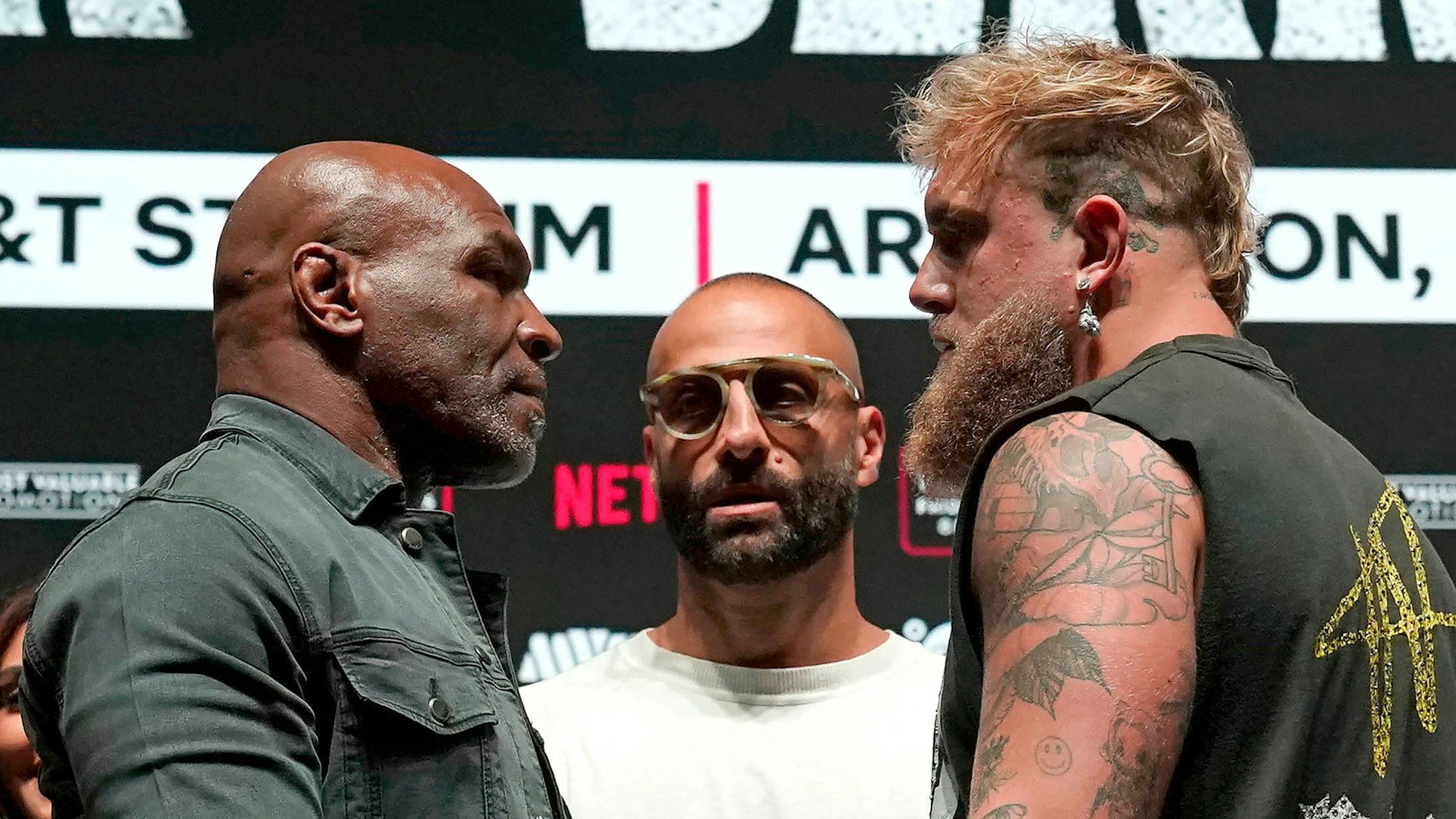 Steigen am Samstag in den Boxring: Mike Tyson (l.) und Jake Paul.