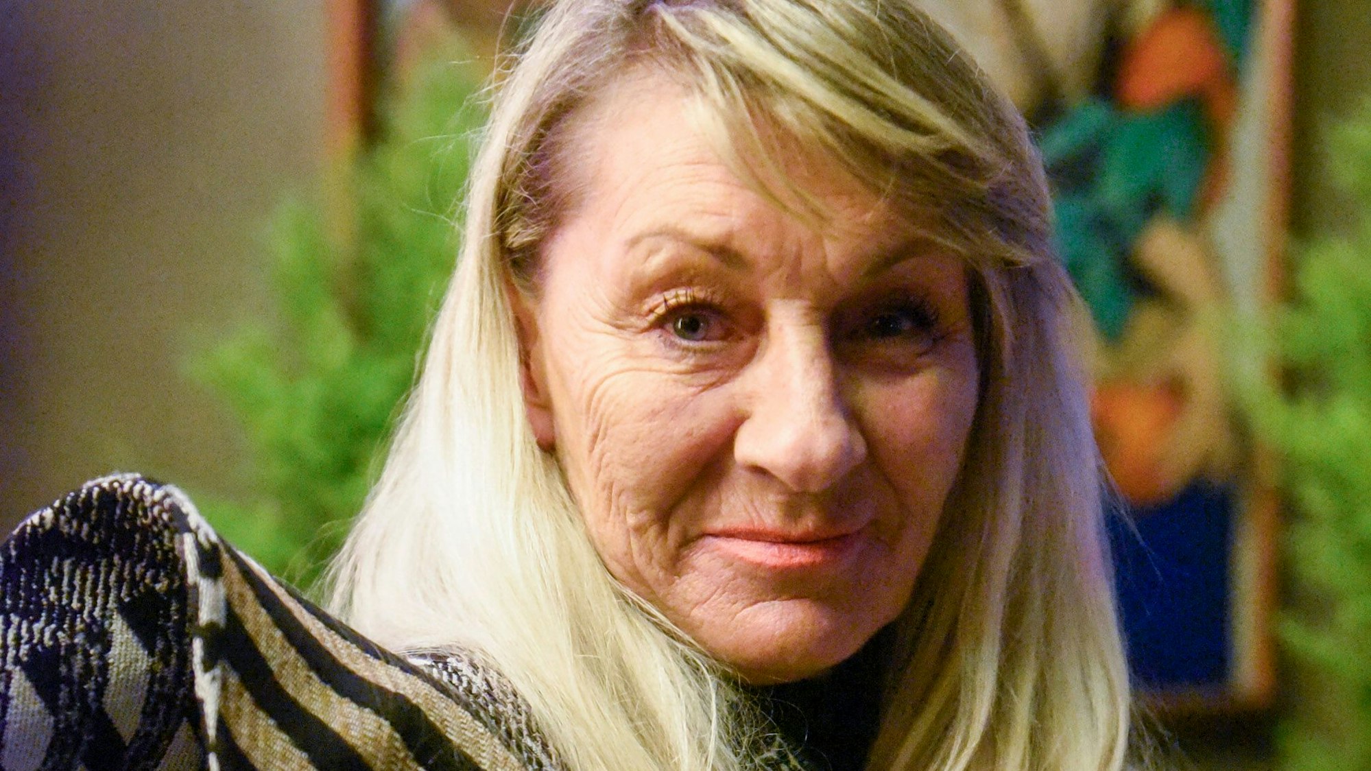 Auf dem Bild ist das Portrait von Manuela Löffelhardt zu sehen.