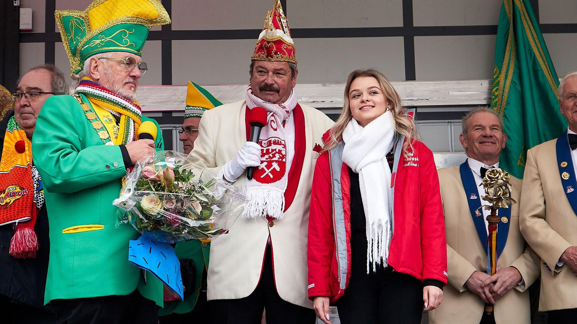 Das Bild zeigt die Verabschiedung von Pauline Gerhards.