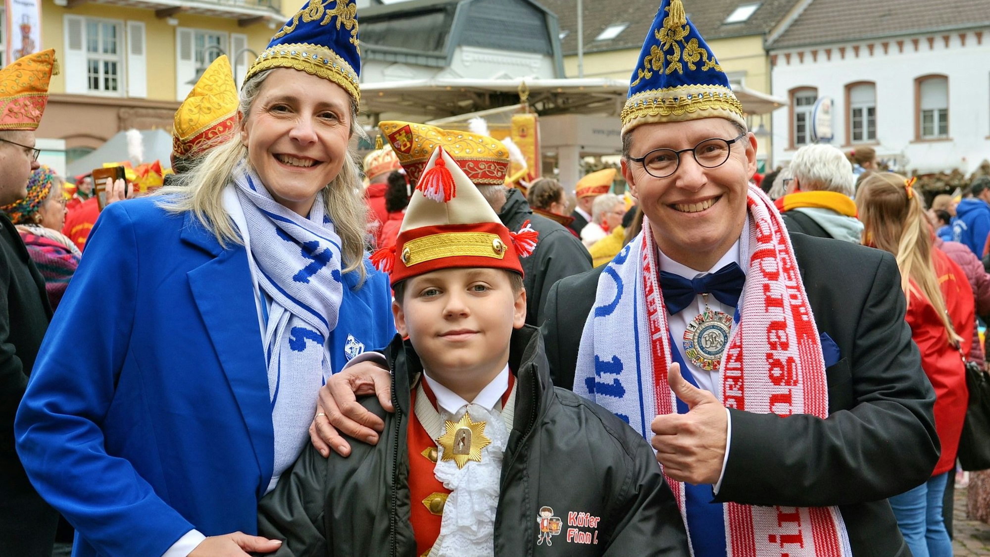 Das Bild zeigt die designierten Tollitäten aus Euskirchen.