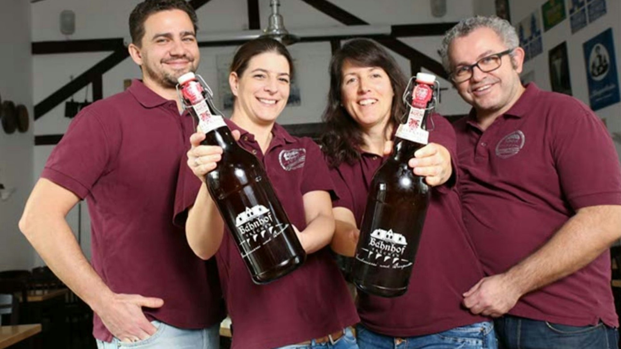 Familie Trunz hat den leerstehenden Bahnhof in Frechen in eine florierende Gastwirtschaft mit eigener Brauerei verwandelt