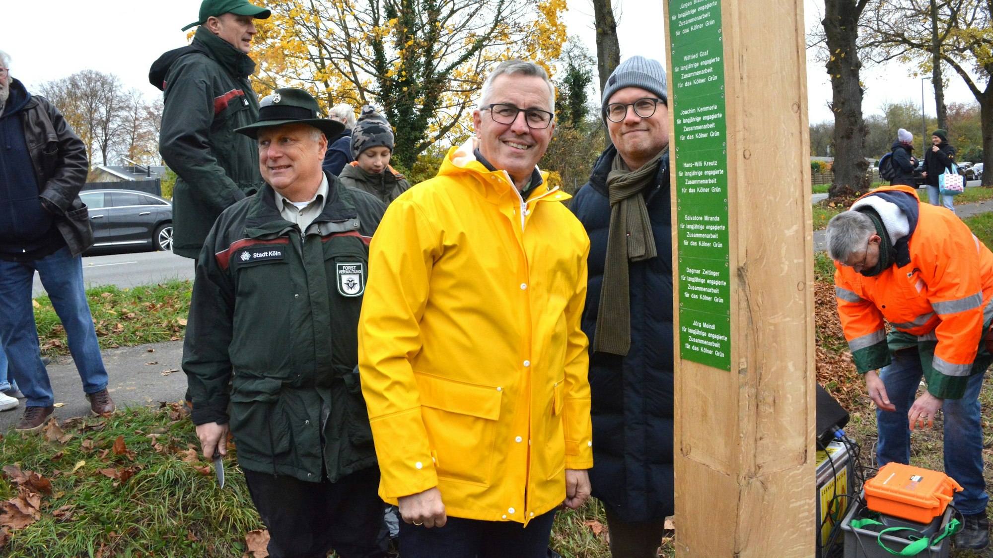 Bürgermeister Andreas Wolter und Jochen Ott freuten sich über das Engagement.