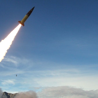 Aus Washington gibt es nun offenbar grünes Licht für den Einsatz von ATACMS-Raketen gegen Ziele in Russland. Aus Moskau kommen Drohungen – auch im Lager des kommenden US-Präsidenten Donald Trump gibt es schrille Töne. (Archivbild)