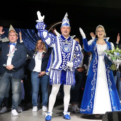 Prinzenproklamation in Bielstein: Prinz Nils I. und Prinzessin Tina.