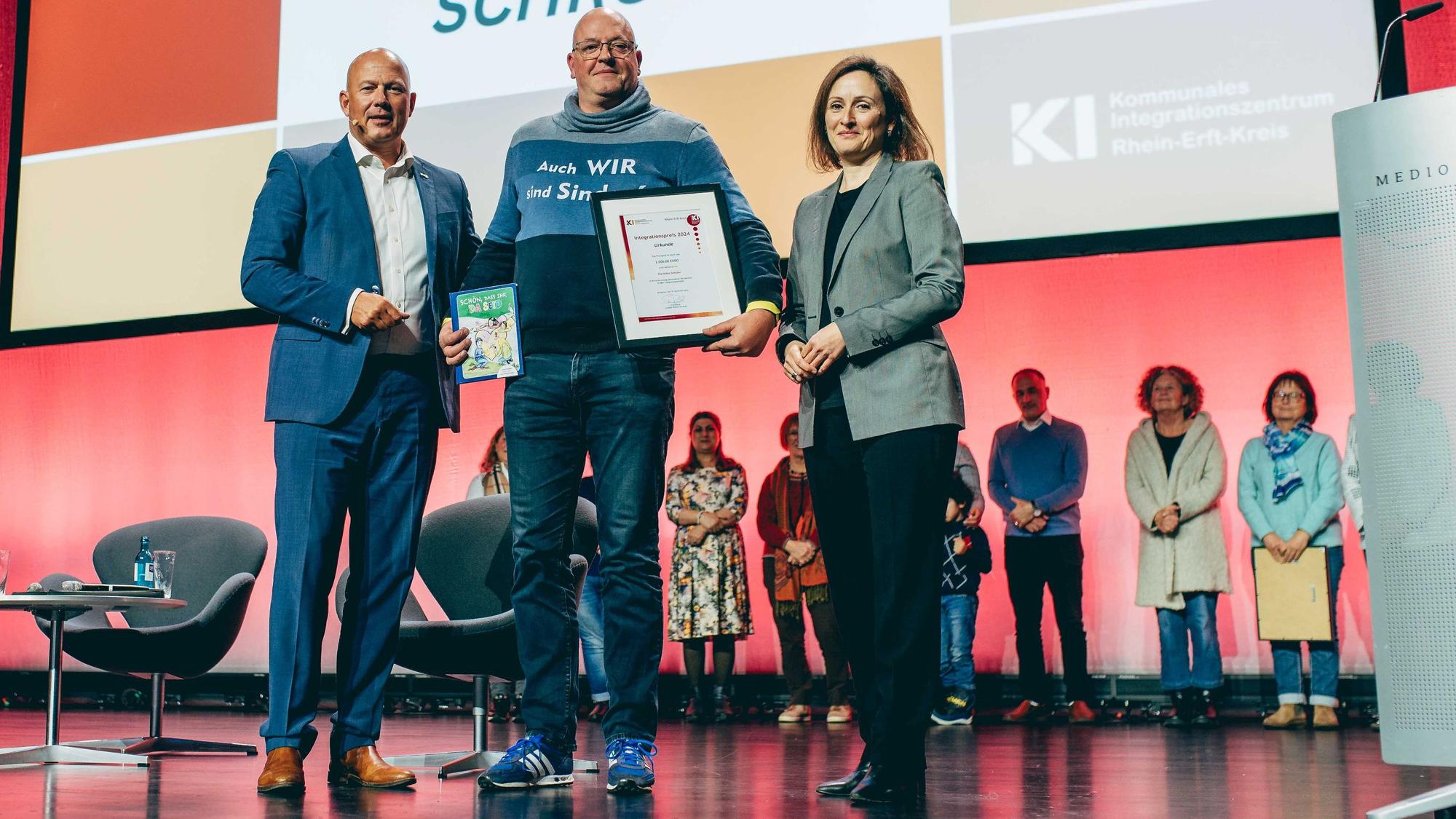Christian Schröer wurde mit dem Integrationspreis der Rhein-Erft-Kreises ausgezeichnet.