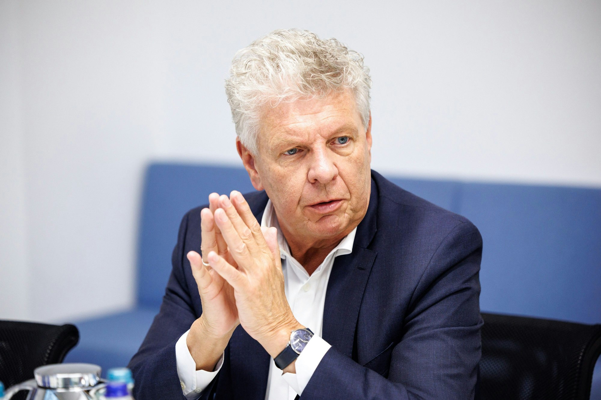Dieter Reiter (SPD), Oberbürgermeister von München, spricht während eines Interviews.