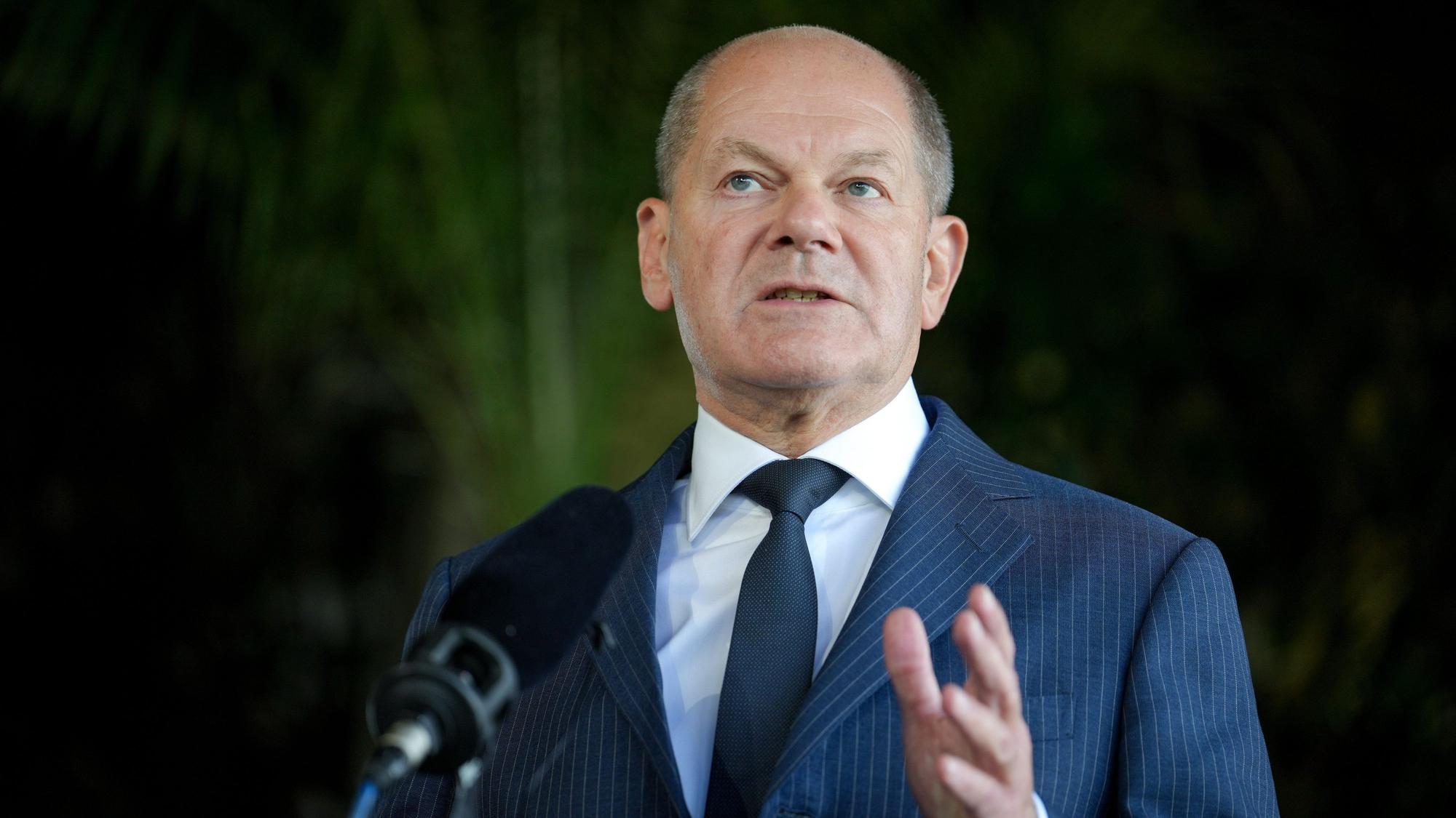 Bundeskanzler Olaf Scholz (SPD) gibt zum Abschluss des G20-Gipfels eine Pressekonferenz.