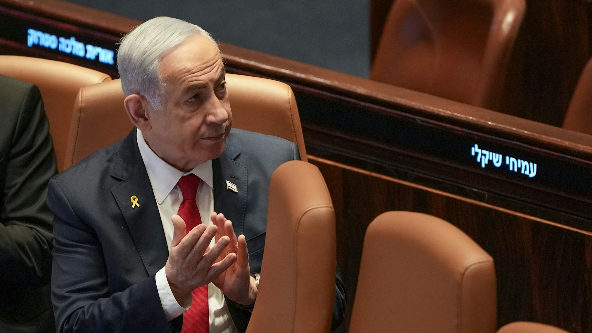 Die meisten Partnerländer kann er nicht mehr besuchen: Benjamin Netanjahu in der Knesset.