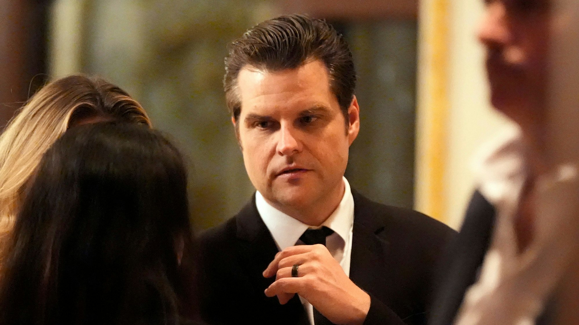 Matt Gaetz trifft ein, bevor der designierte US-Präsident Trump während einer Gala des America First Policy Institute in seinem Anwesen in Mar-a-Lago spricht.