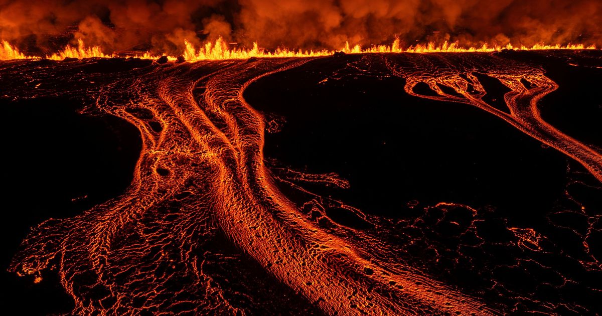 Nach Vulkanausbruch auf Island: Lava läuft auf Parkplatz der Blauen Lagune