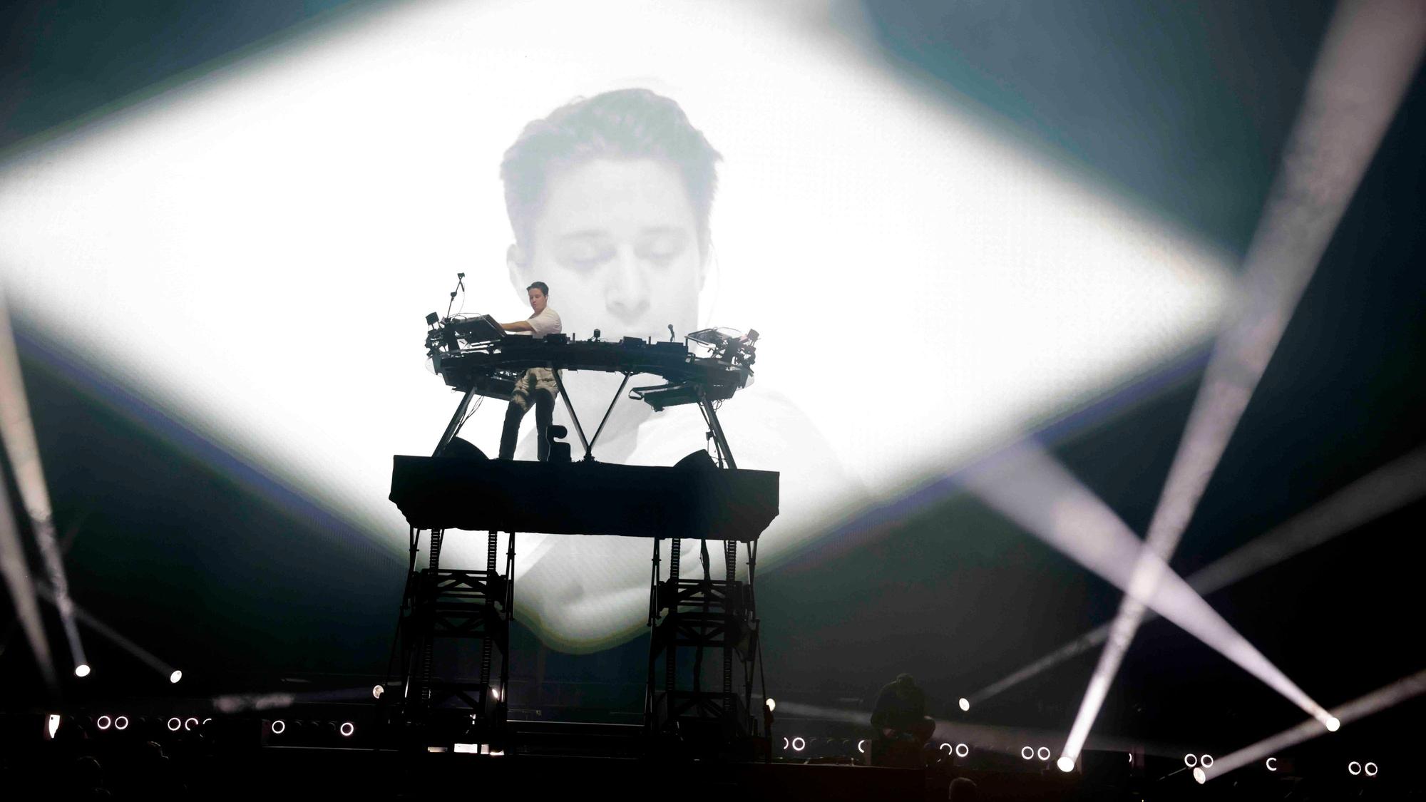 Große Töne statt große Worte: Kyrre Gørvell-Dahll, besser bekannt als Kygo, an seinem runden DJ-Pult.