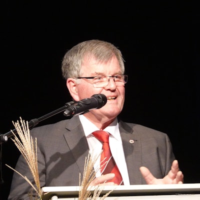 Das Bild zeigt Kreislandwirt Willy Winkelhag.