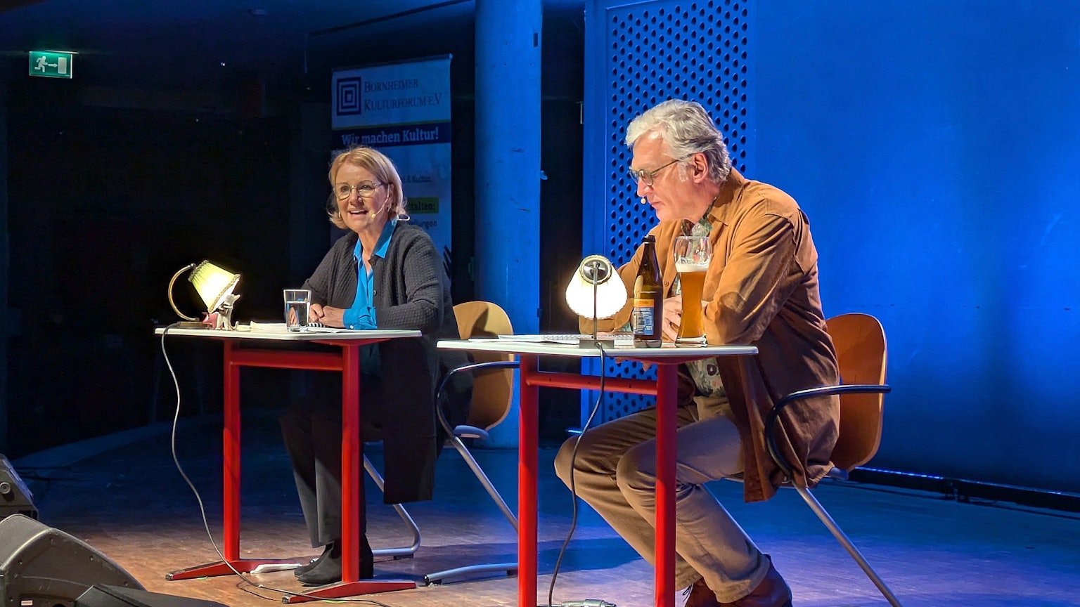 Auf Einladung des Bornheimer Kulturforums lasen Mariele Millowitsch und Walter Sittler im AvH aus dem Roman "Alte Liebe".