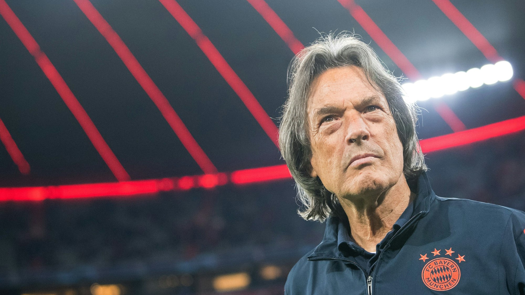 Hans-Wilhelm Müller-Wohlfahrt als Bayern-Vereinsarzt 2019. Diese Tätigkeit legte er im Sommer 2020 nieder.