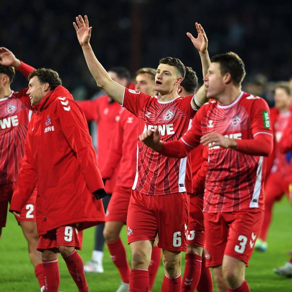 Denis Huseinbasic, Julian Pauli 1. FC Koeln, Luca Waldschmidt, Eric Martel und Dominique Heintz (v.l.) jubeln nach dem 1:0-Erfolg bei Preußen Münster.