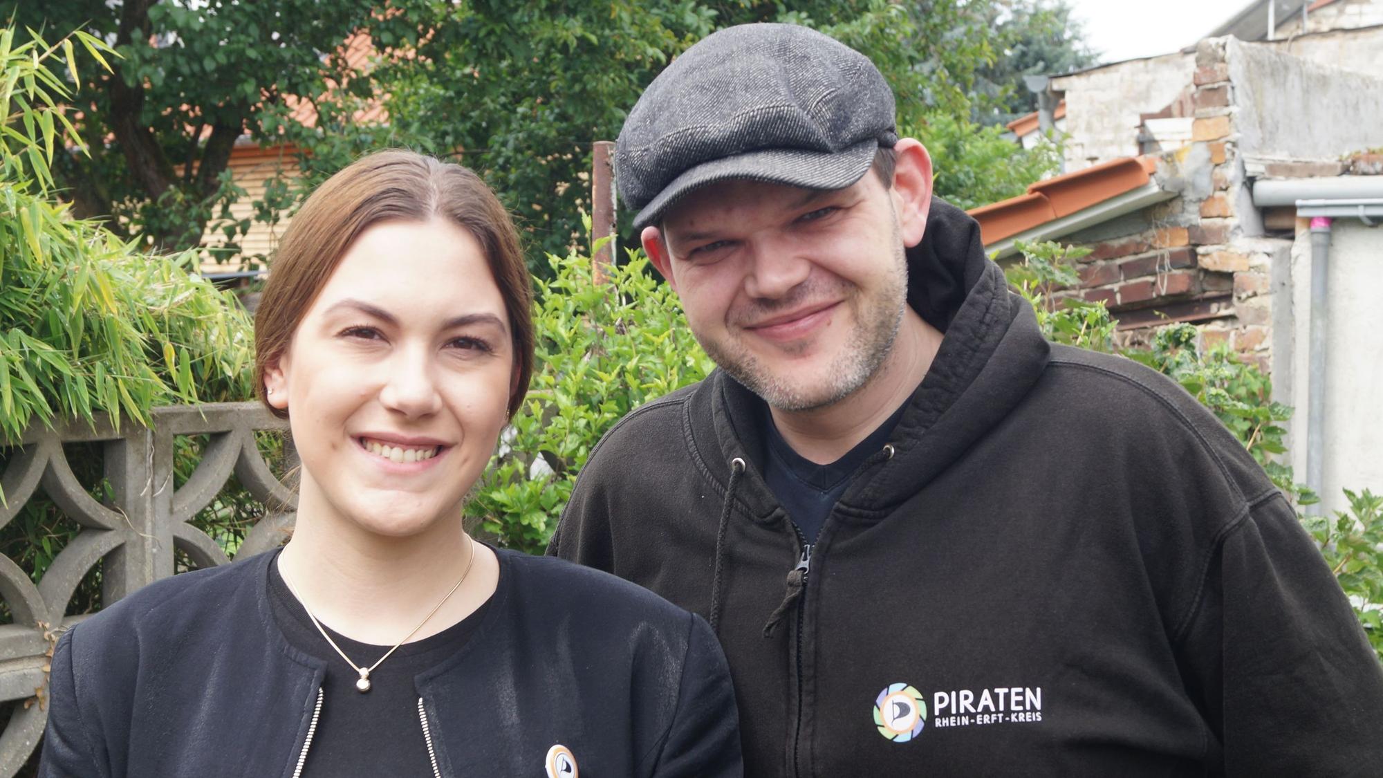 Auf dem Foto sind Alessa Flohe und Jannis Milios zu sehen.
