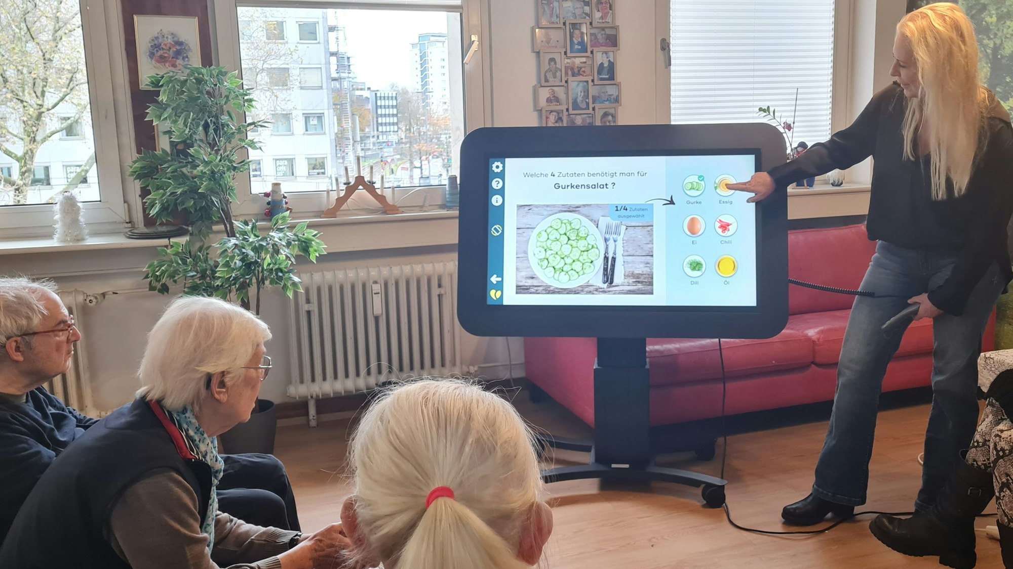 Das Kochbuch ist eine der Möglichkeiten, die der Care-Table bietet.