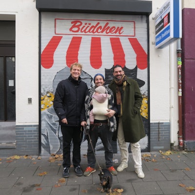 Die Drei vom Kiosk: Lukas Sorgalla, Carlo Sohn und Max Maubach (v. l.) wollen am 1. Dezember durchstarten.