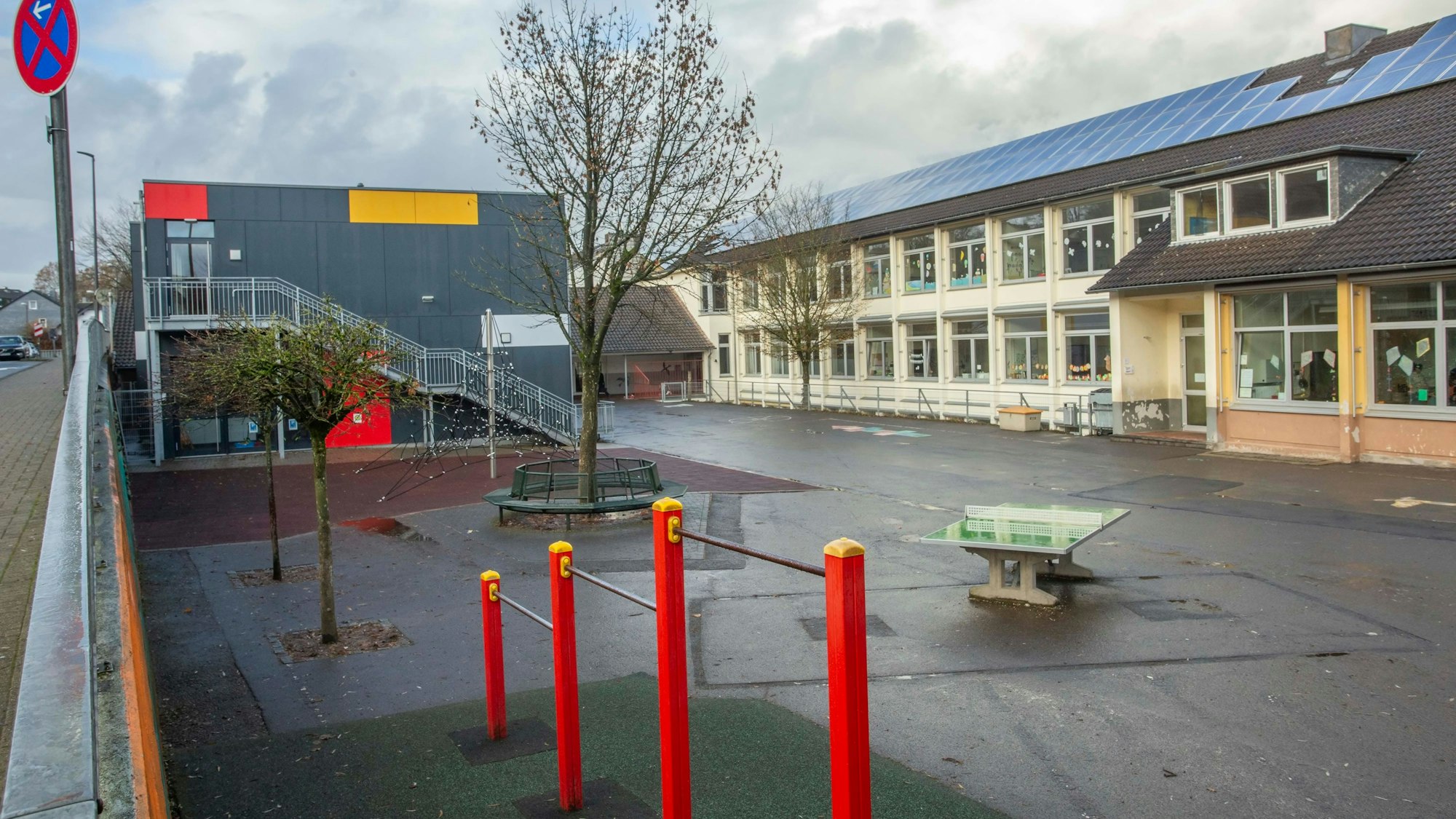 Das Foto zeigt die Grundschule St. Antonius in Wipperfürth.