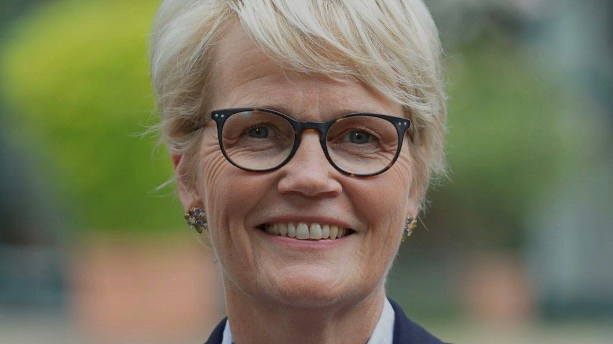 Angela Lindemann-Berk ist Fraktionsvorsitzender der FDP Frechen.