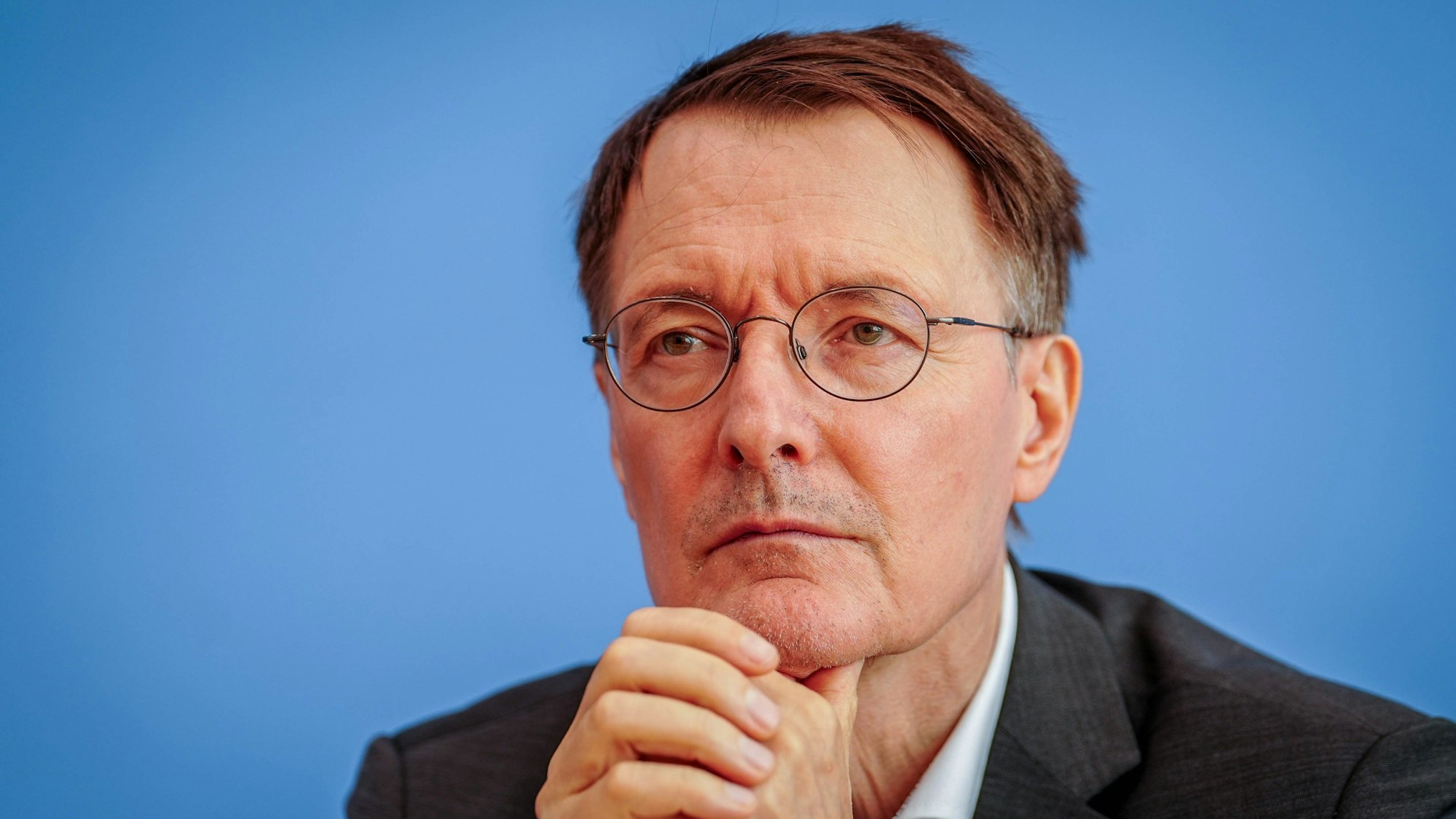 Karl Lauterbach (SPD), Bundesminister für Gesundheit, auf einer Pressekonferenz.