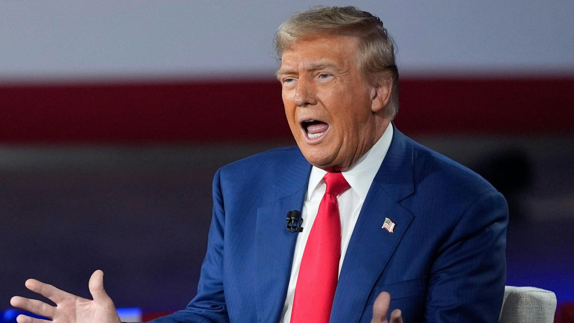 Donald Trump will gleich an seinem ersten Amtstag als neuer US-Präsident am 20. Januar die ersten Strafzölle per Dekret einführen.