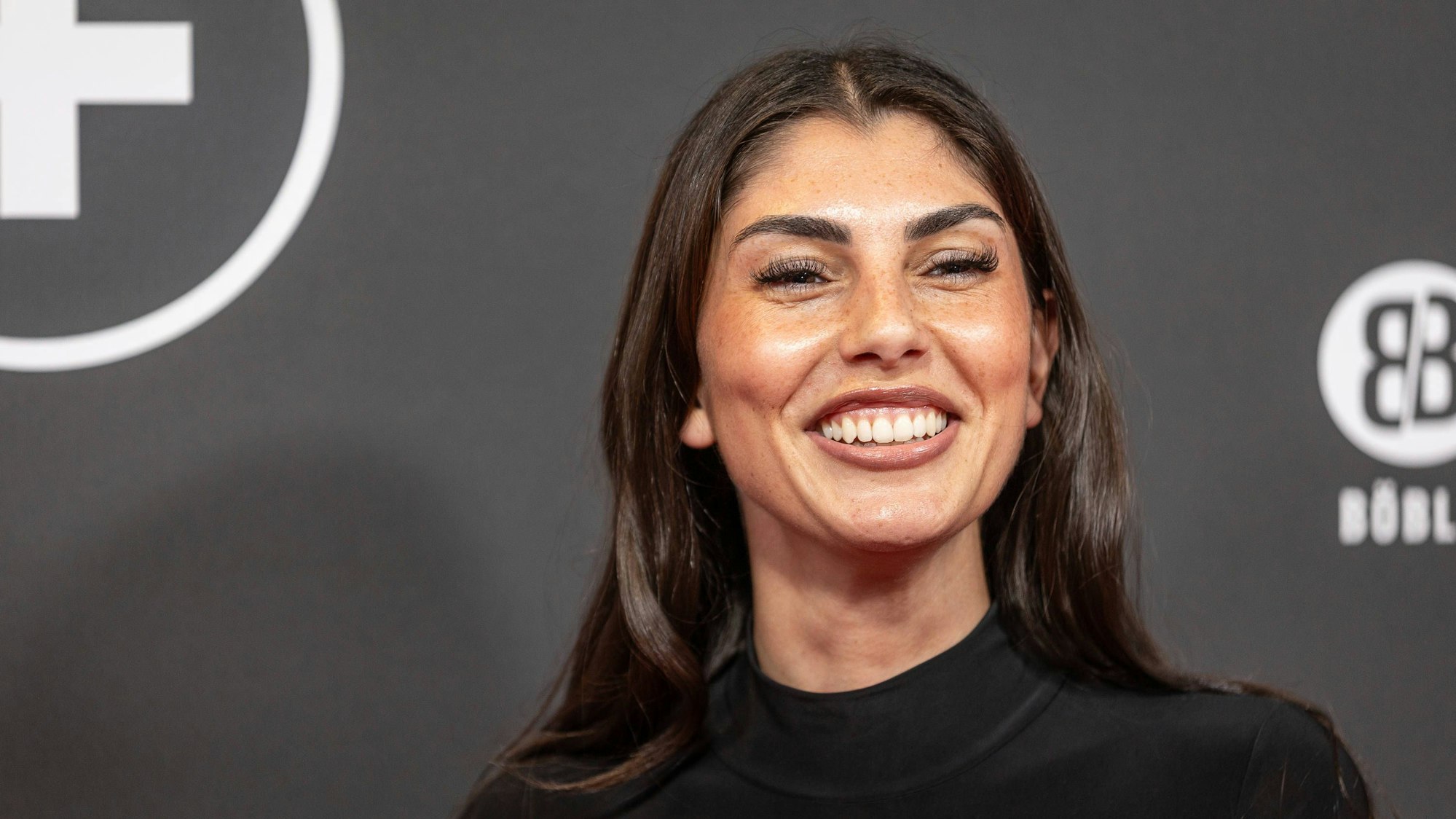 Yeliz Koc auf dem Roten Teppich.