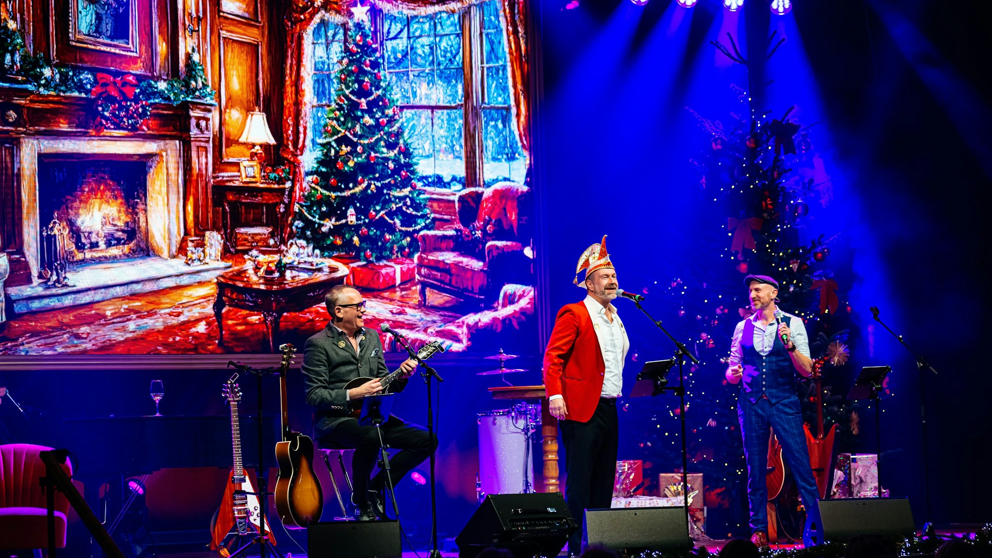 Das Herrengedeck mit Jörg P. Weber (von links), „Sitzungspräsident“ Volker Weininger und Martin Schopps.