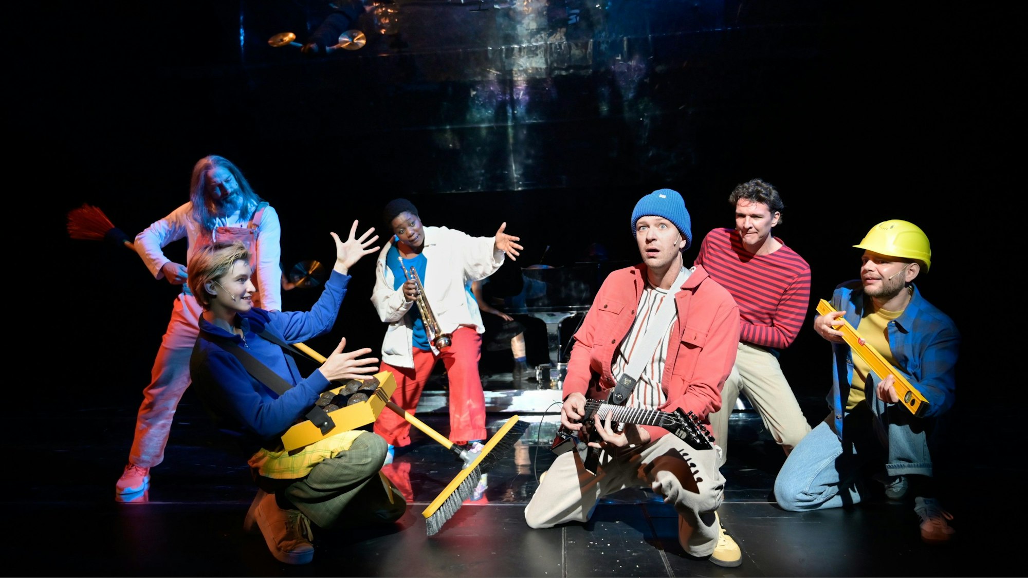 Szene aus „Momo“ am Schauspiel Köln