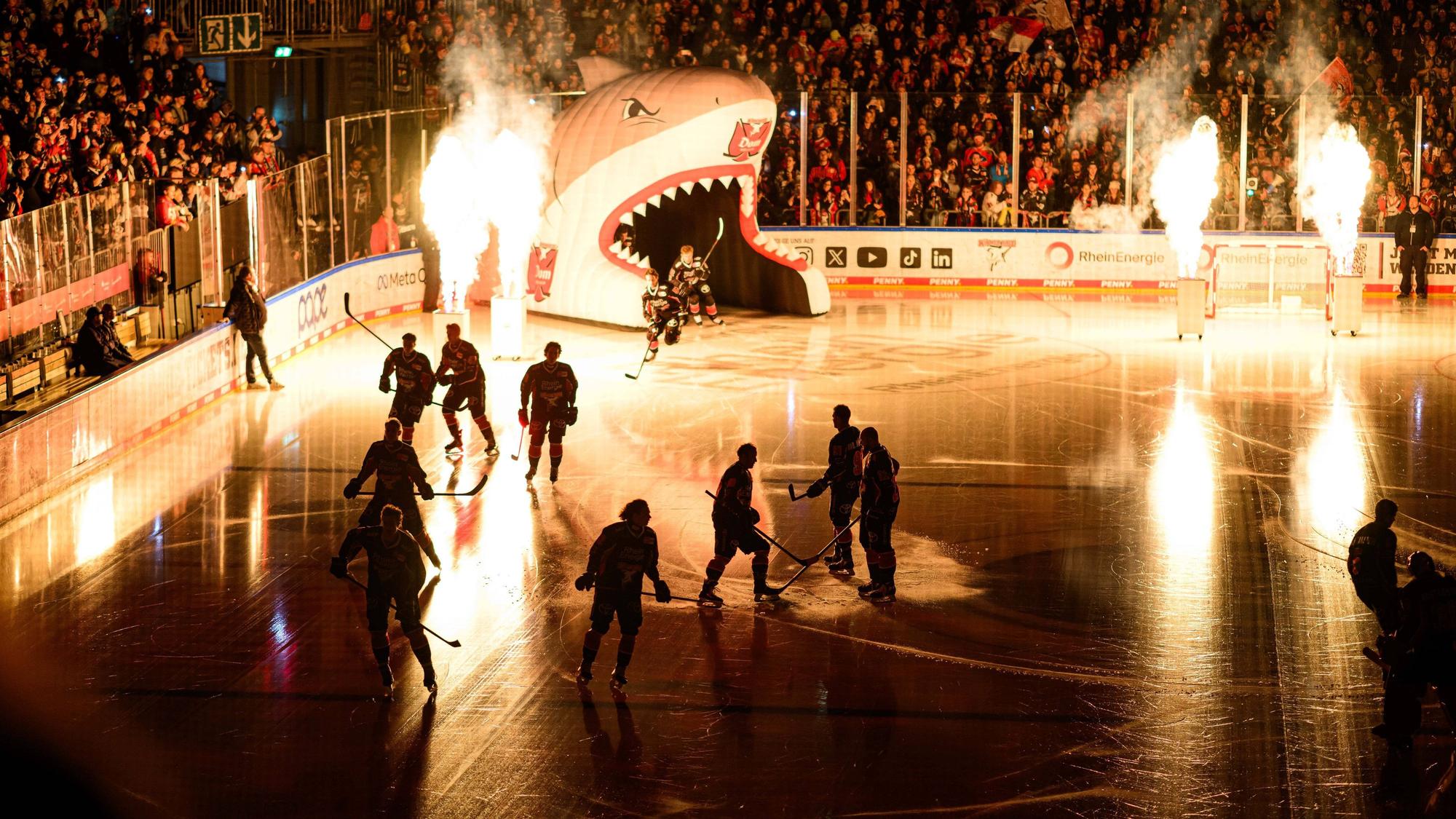 In dieser Saison noch keine Festung: Die Lanxess Arena, Heimat der Kölner Haie.