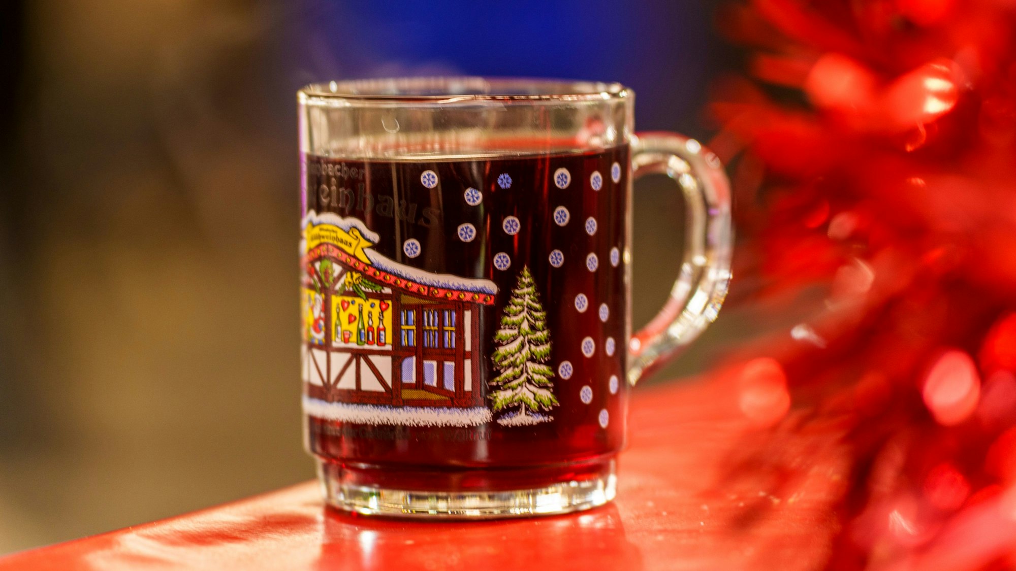 Das Foto zeigt eine Glühwein-Tasse.