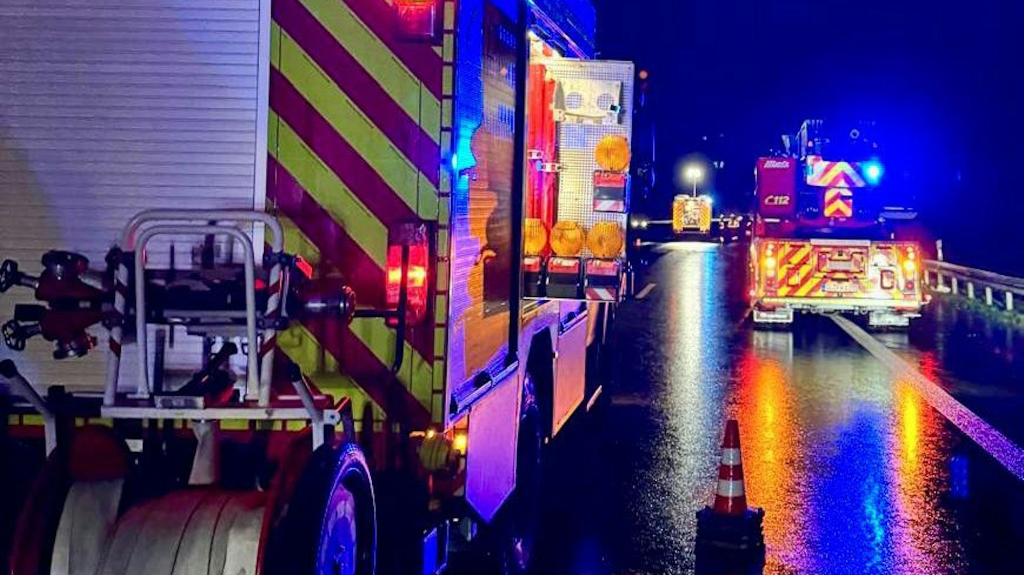 Unfall auf der A4 zwischen Overath und Engelskirchen.