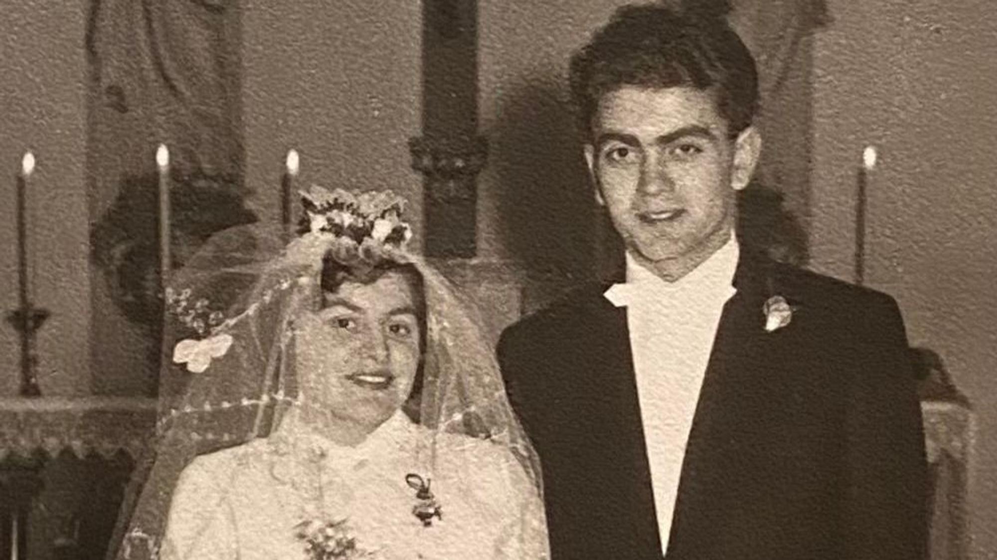 Die Repro zeigt ein Ehepaar auf der Hochzeit 1959.