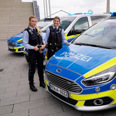 Der S-Max wird nicht mehr gebaut. Deshalb braucht die NRW-Polizei Ersatz für den Van von Ford.