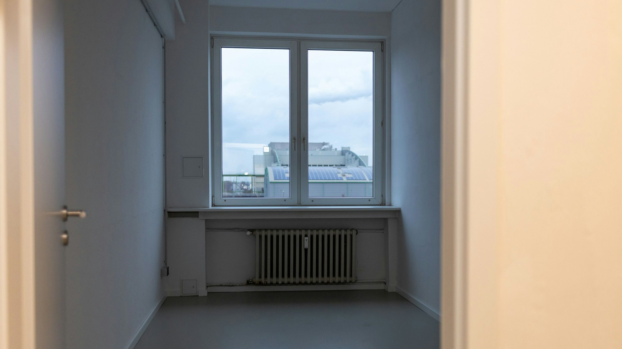 Blick in ein leeres Atelier.