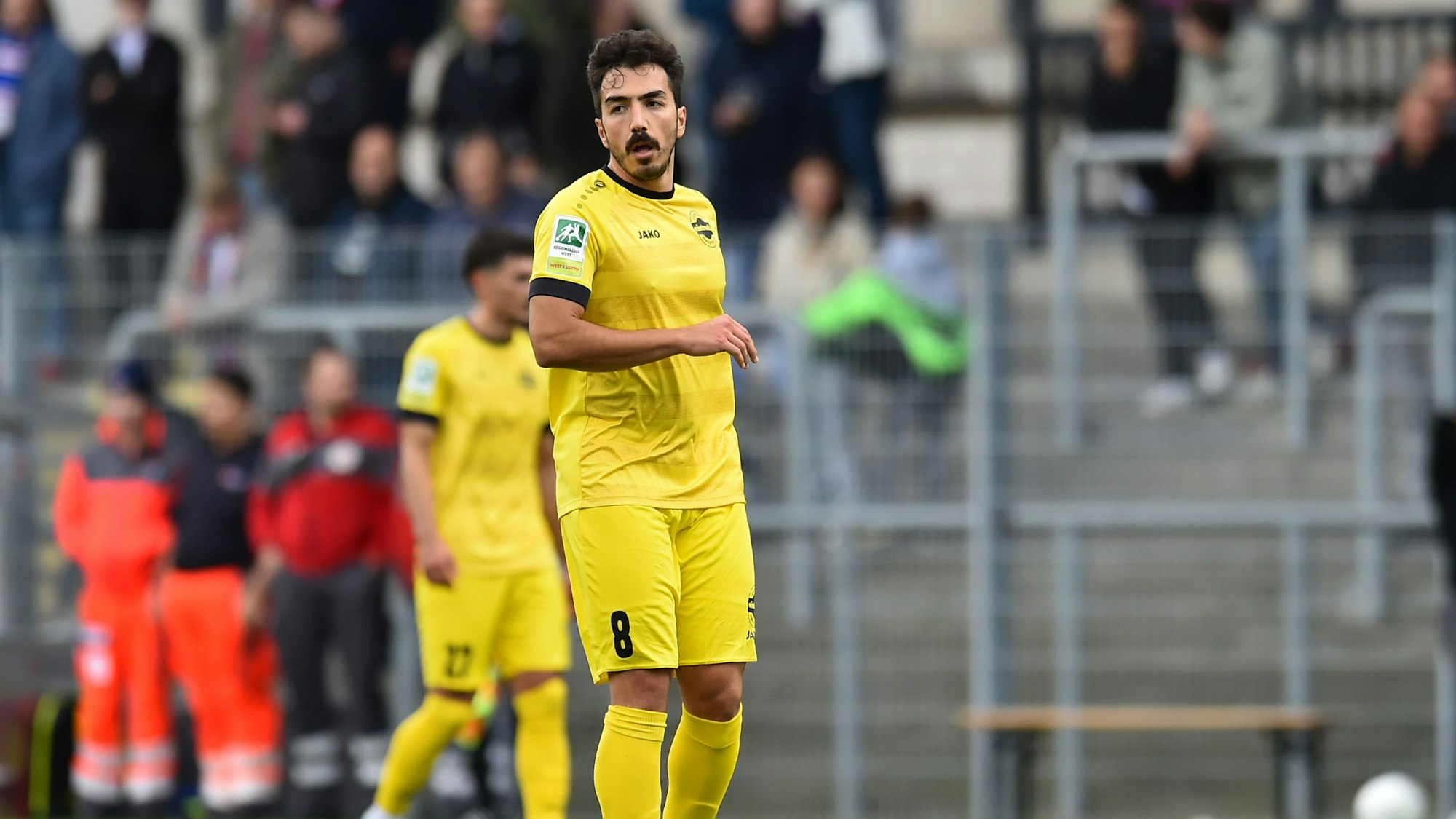 Eintracht Hohkeppels Fußballspieler Cenk Durgun im Fokus.