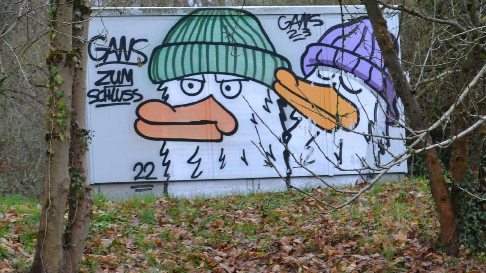 Ein öffentliches Graffiti von GANS unmittelbar in der Nähe der Galerie.