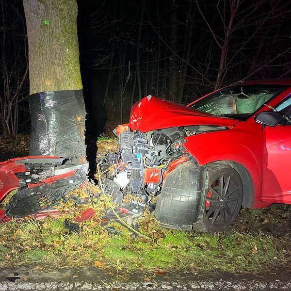 Insbesondere um die „technische Hilfeleistung“ bei schweren Kfz-Unfällen zu üben, braucht die Rösrather Feuerwehr einen Übungsturm mit Übungsfläche.
