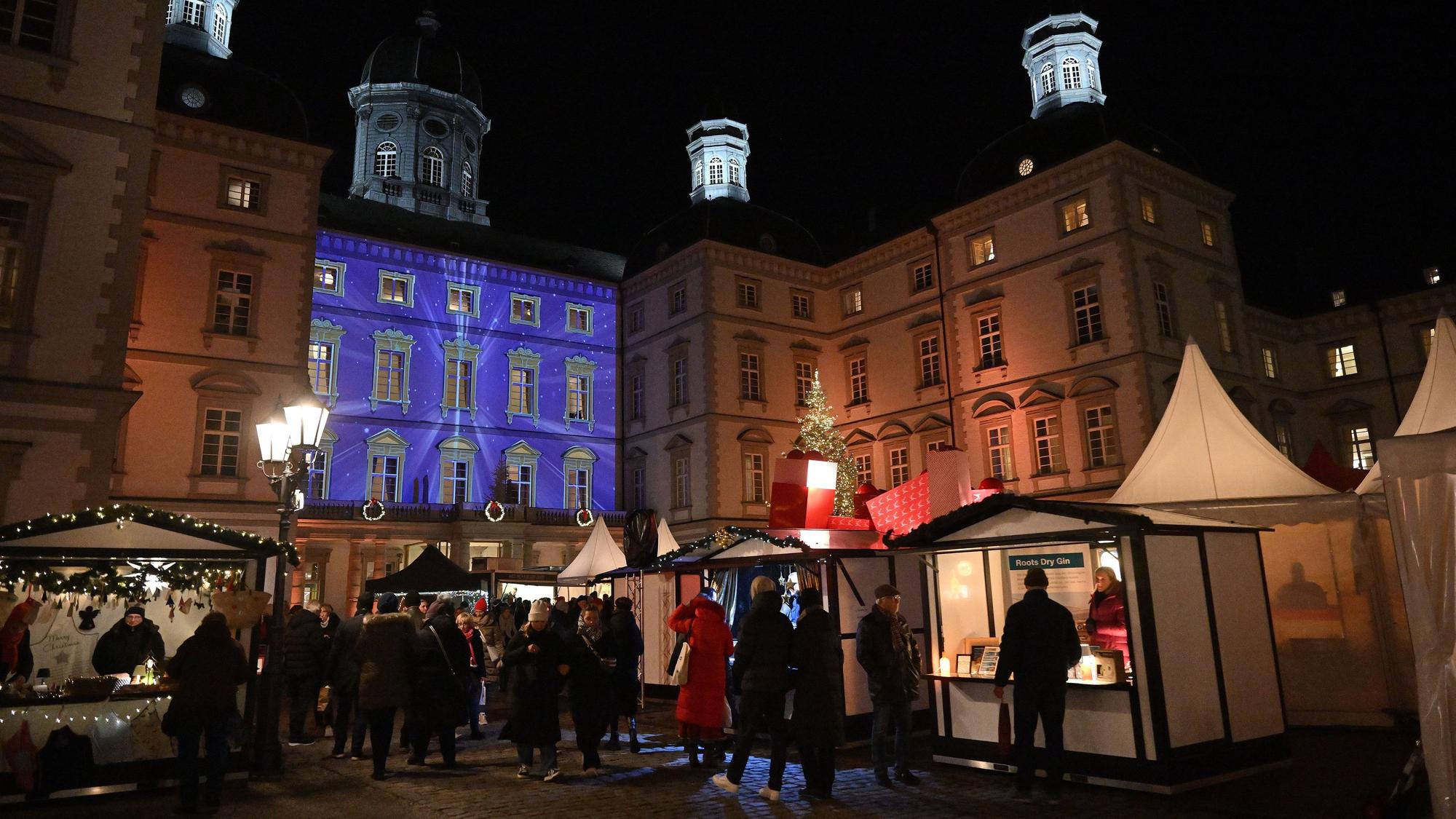 Bensberg. Schloss Bensberg. Weihnachtsmarkt