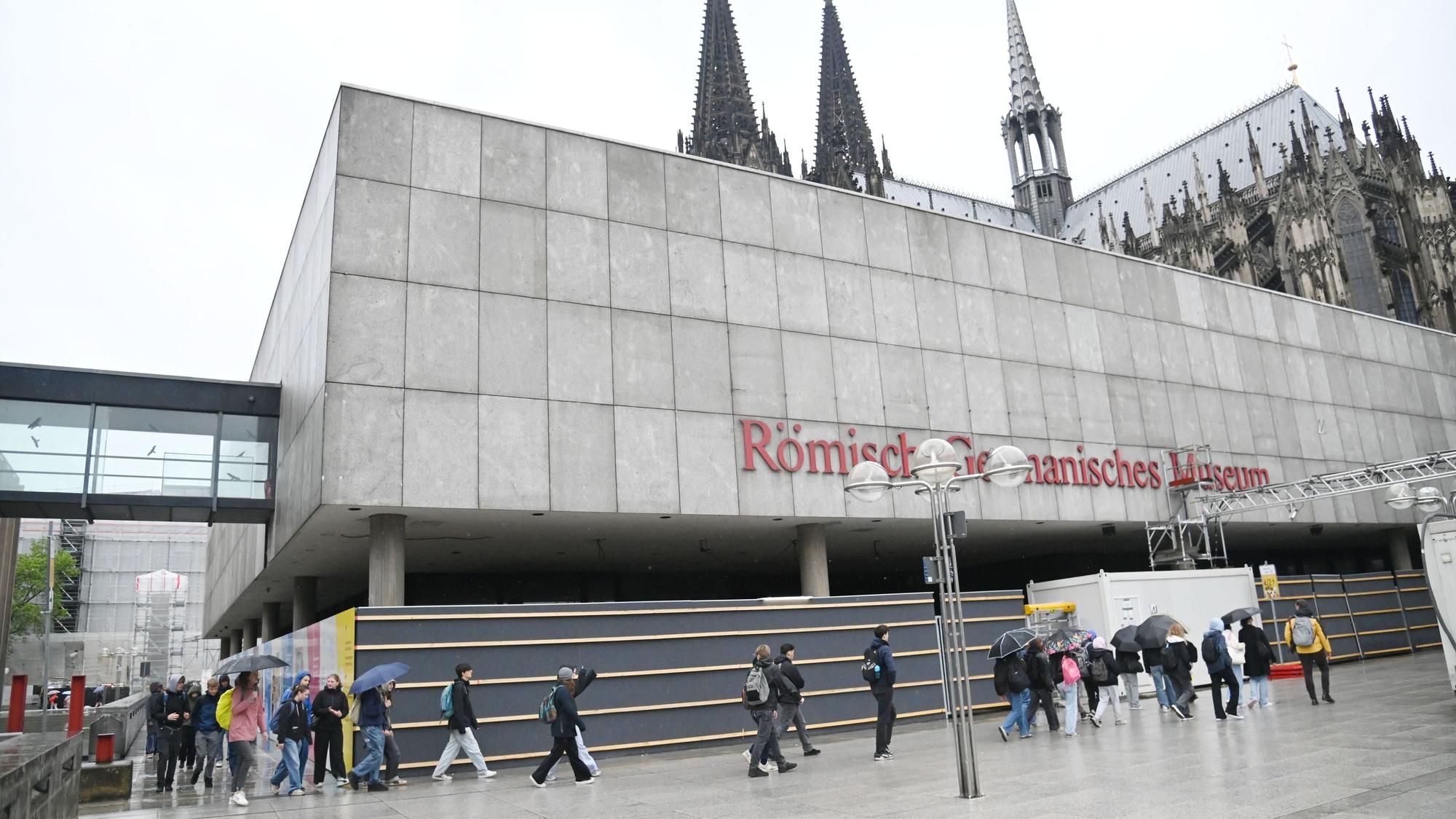 Das Römisch-Germanische Museum am Dom.