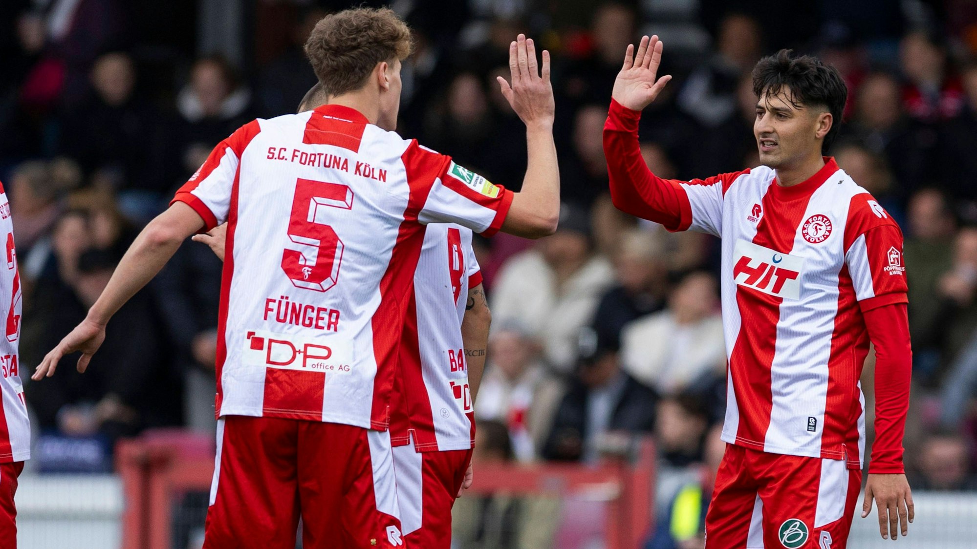 RECORD DATE NOT STATED Regionalliga West Fortuna Köln - Rot-Weiß Oberhausen, 12.10.2024 Henri Matter Fortuna Köln, 14 jubelt mit Seymour Fünger Fortuna Köln, 5 nach seinem Tor zum 2:0. Regionalliga West, Fortuna Köln - Rot-Weiß Oberhausen, 11. Spieltag, am 12.10.2024, Südstadion, Köln *** Regionalliga West Fortuna Köln Rot Weiß Oberhausen, 12 10 2024 Henri Matter Fortuna Köln, 14 cheers with Seymour Fünger Fortuna Köln, 5 after his goal for 2 0 Regionalliga West, Fortuna Köln Rot Weiß Oberhausen, 11 Matchday, on 12 10 2024, Südstadion, Cologne Copyright: xBEAUTIFULxSPORTS/Meuselx
