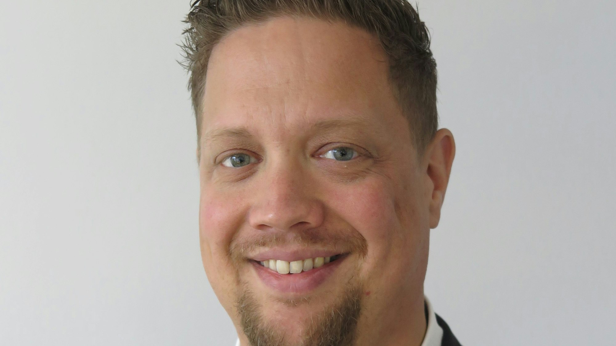 Swen Christian ist Beigeordneter der Gemeinde Wachtberg und Geschäftsführer des lokalen Energieunternehmes. Nun will er Bürgermeister werden.