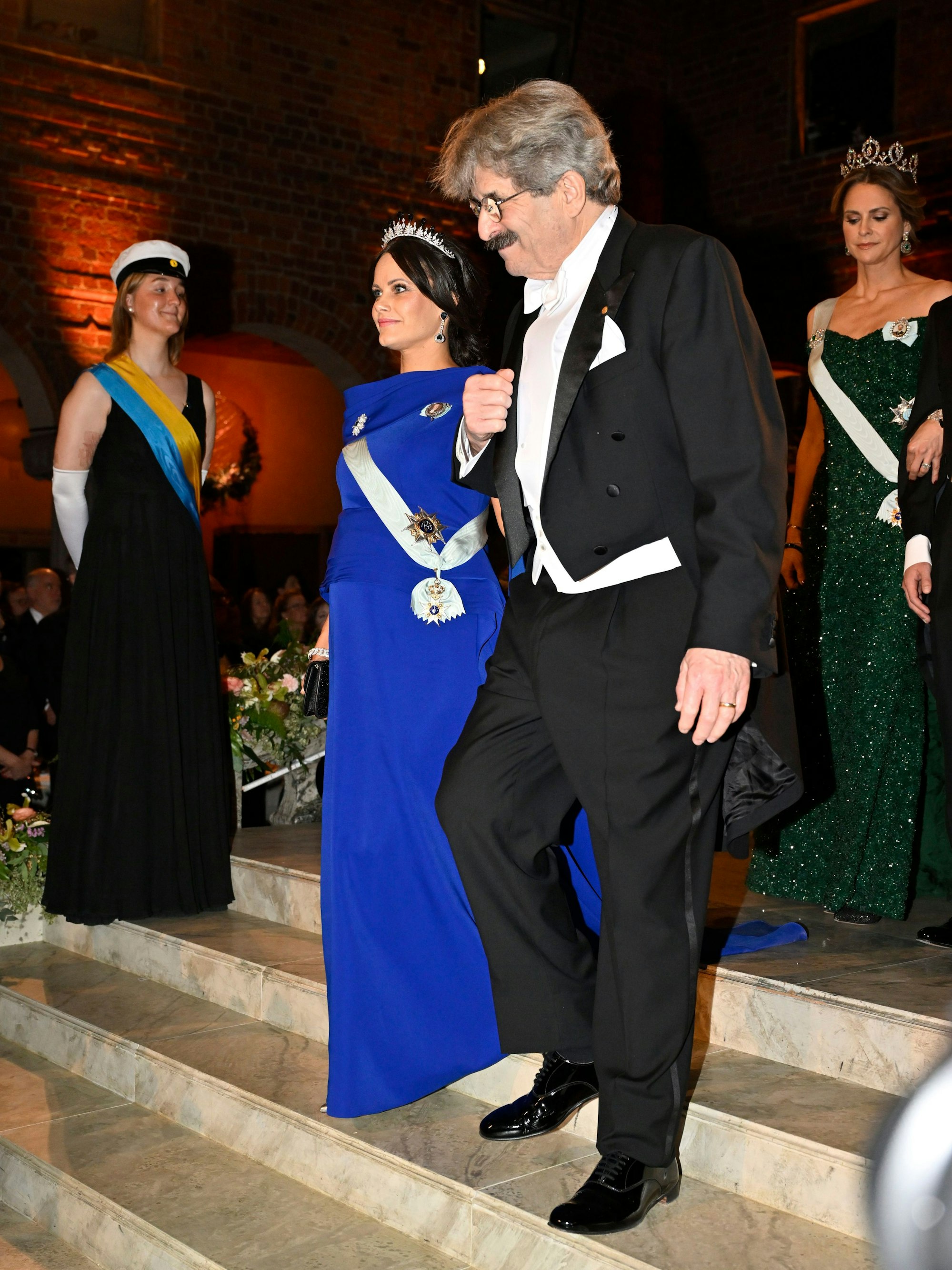 Schwedens Prinzessin Sofia und der Nobelpreisträger für Physiologie oder Medizin, Gary Ruvkun nehmen am Nobelpreisbankett im Rathaus teil.